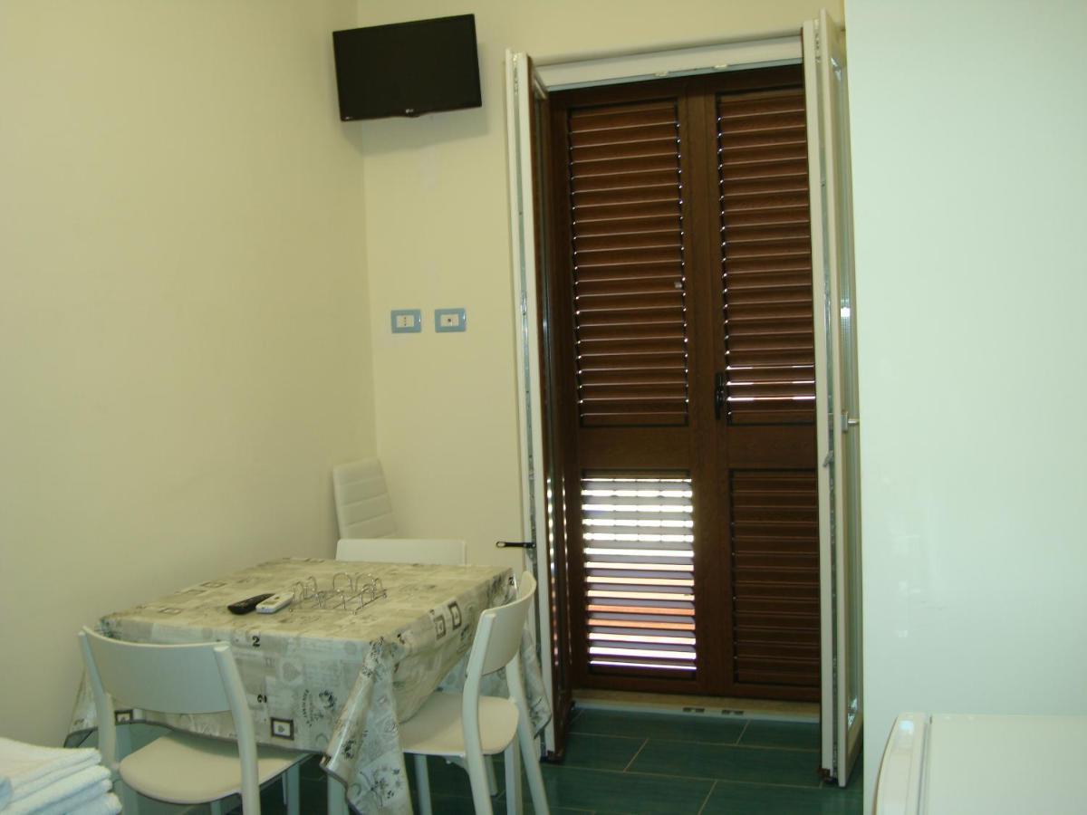 Guest House Mare e Luna Fiumefreddo Bruzio Esterno foto